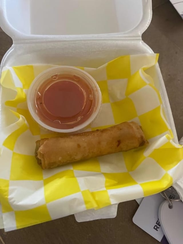 Single Lumpia.