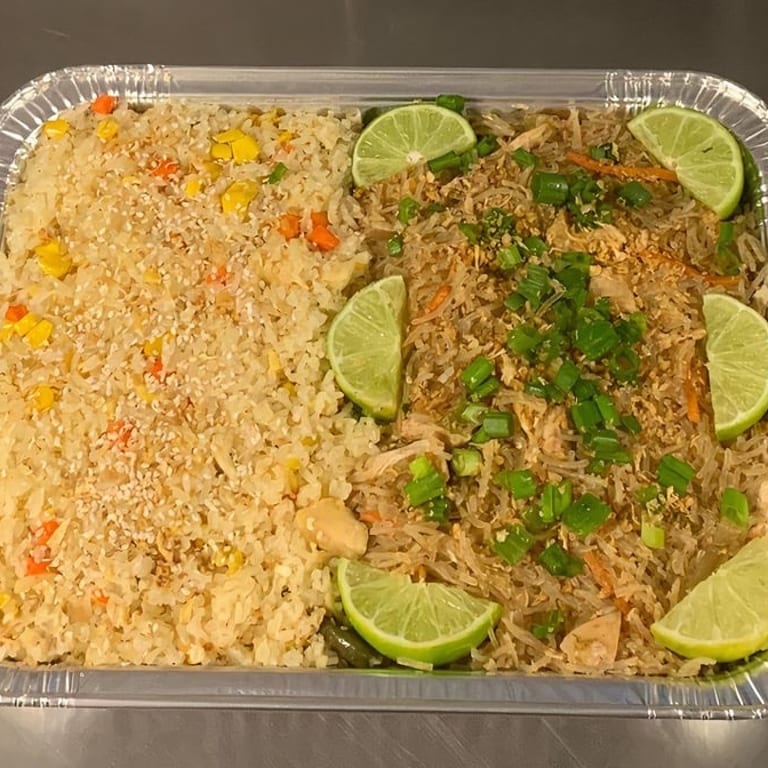 Delicious Pancit: Filipino Noodle Dish